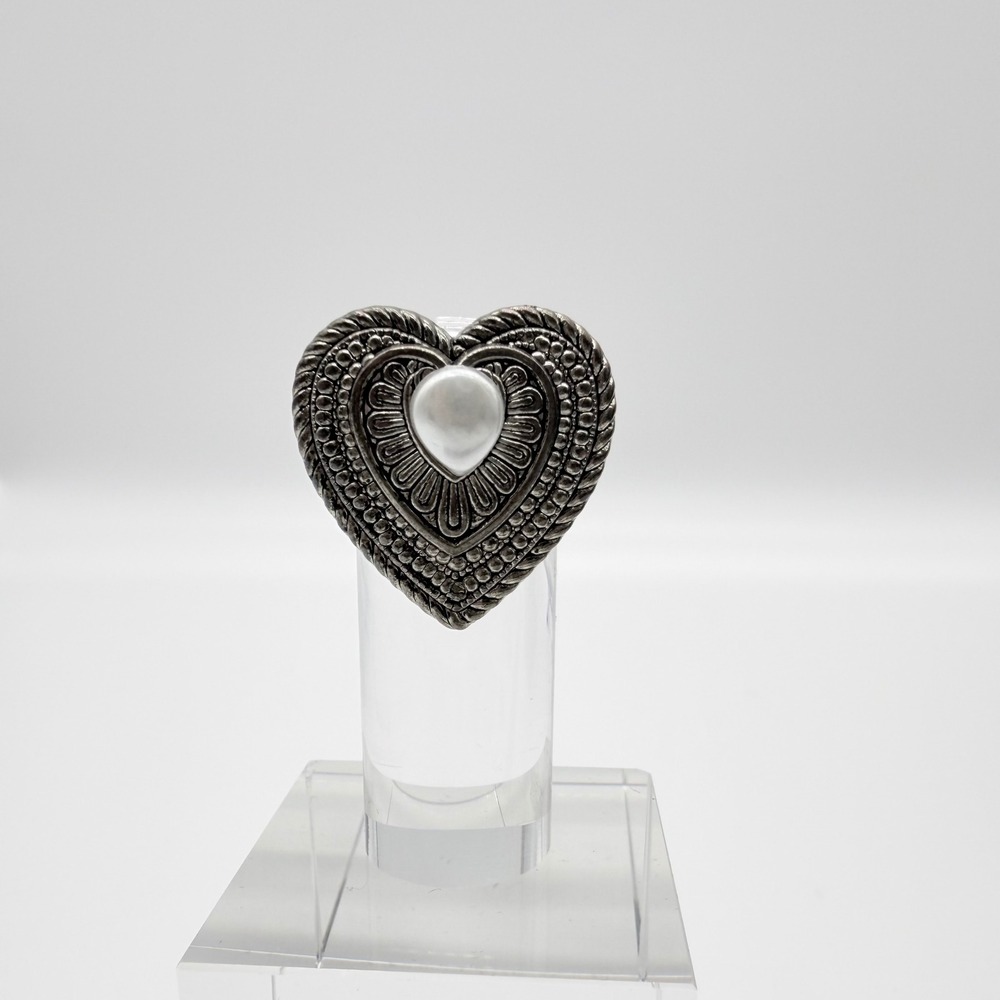 Vintage Silver Tone Ornate Heart Brooch Faux Pearl Teardrop Center Pin Taiwan